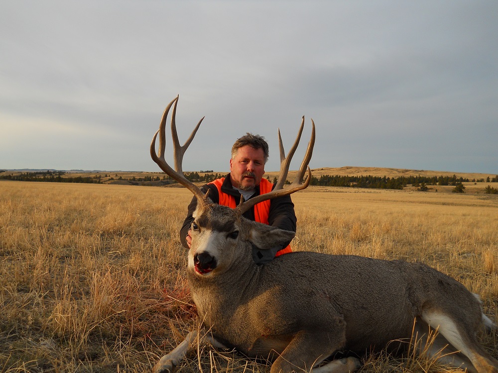 Trophy Deer & Elk Hunting in Montana | Armells Creek Outfitters